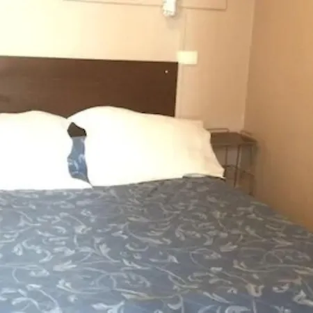 Hotel Stanislas Sans Ascenseur 2*
