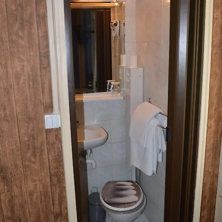 Stanislas Sans Ascenseur Parigi