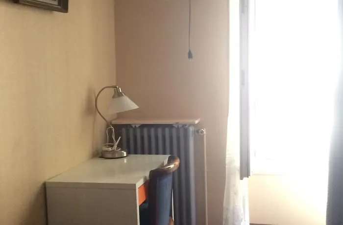 Stanislas Sans Ascenseur Hotel 2*